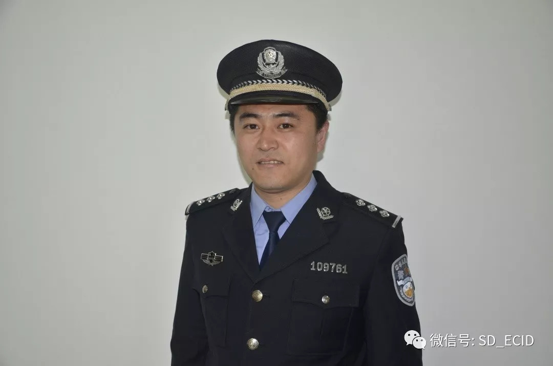 老经警服装图片