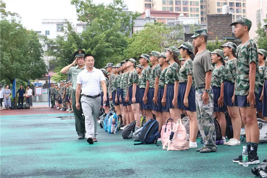 懷集一中2018年新生軍訓實錄