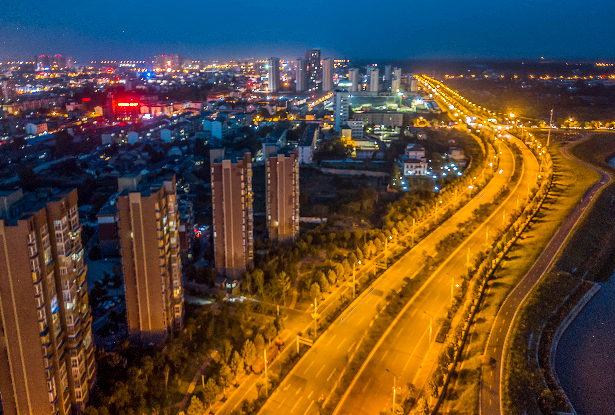 舒城:六百多年曆史古城 夜景什麼樣