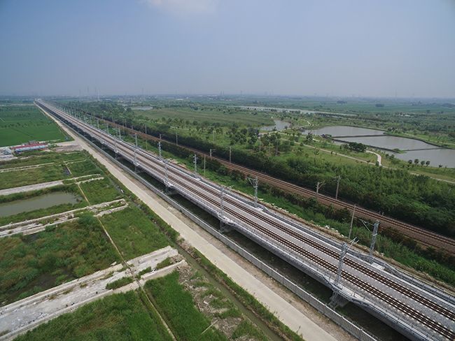 沪昆铁路跨杭平申线航道新桥建成通车