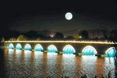 卢沟桥看月亮图片