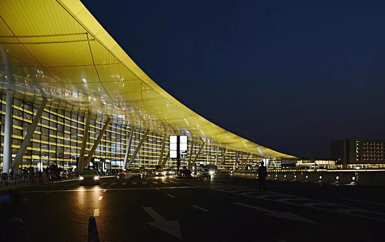 南京禄口国际机场夜景图片