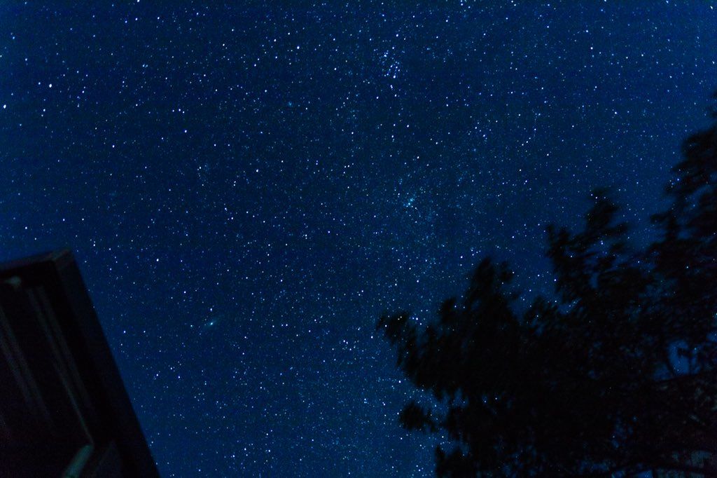 日本北海道震後停電,夜裡現