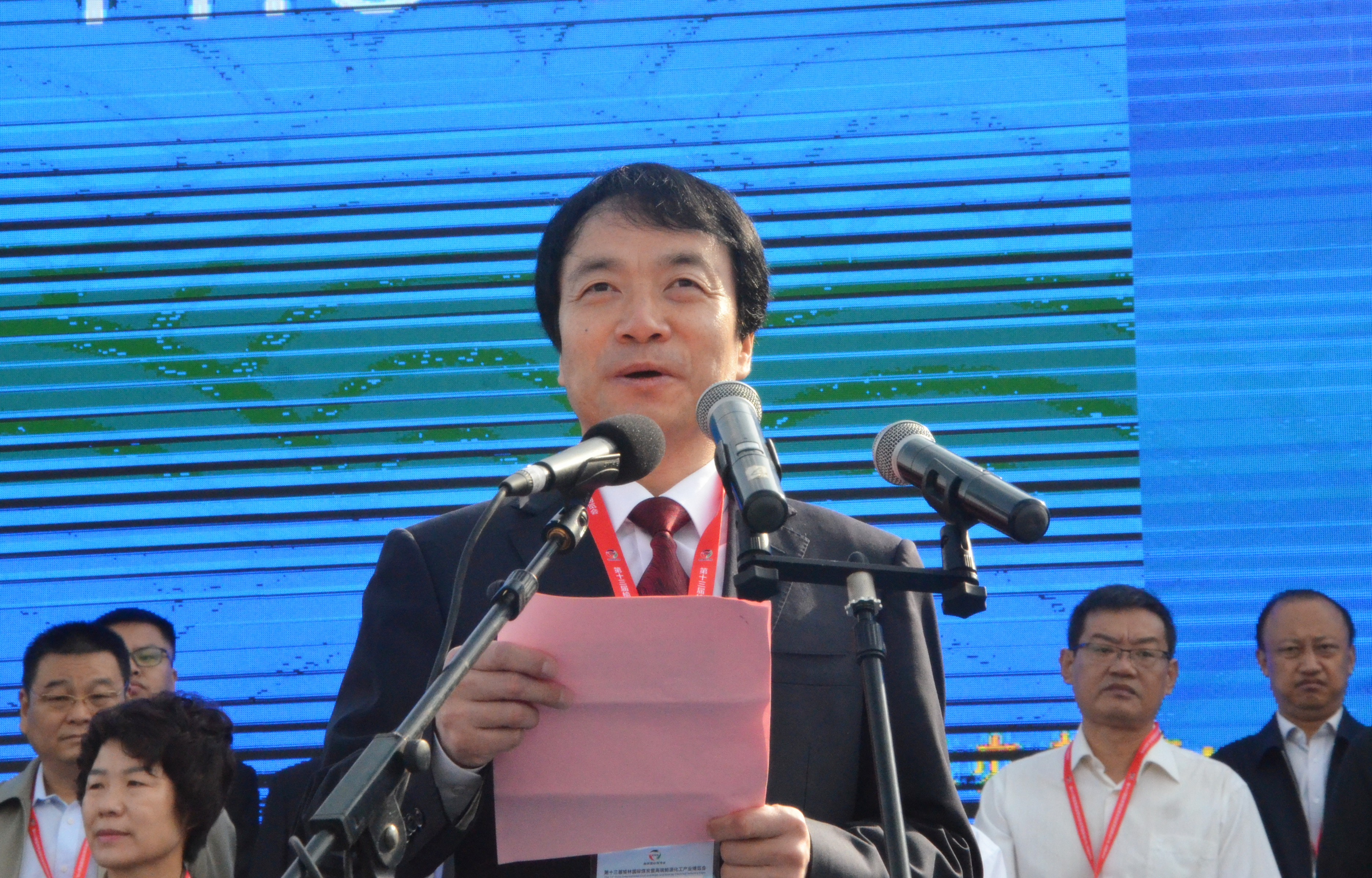 中共榆林市委副书记,市长李春临致辞据了解,本届博览会以绿色,创新
