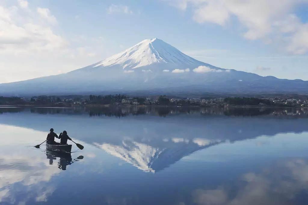 富士山虹夕诺雅你以为露营就是搭个帐篷吗那是因为你还没来过这里