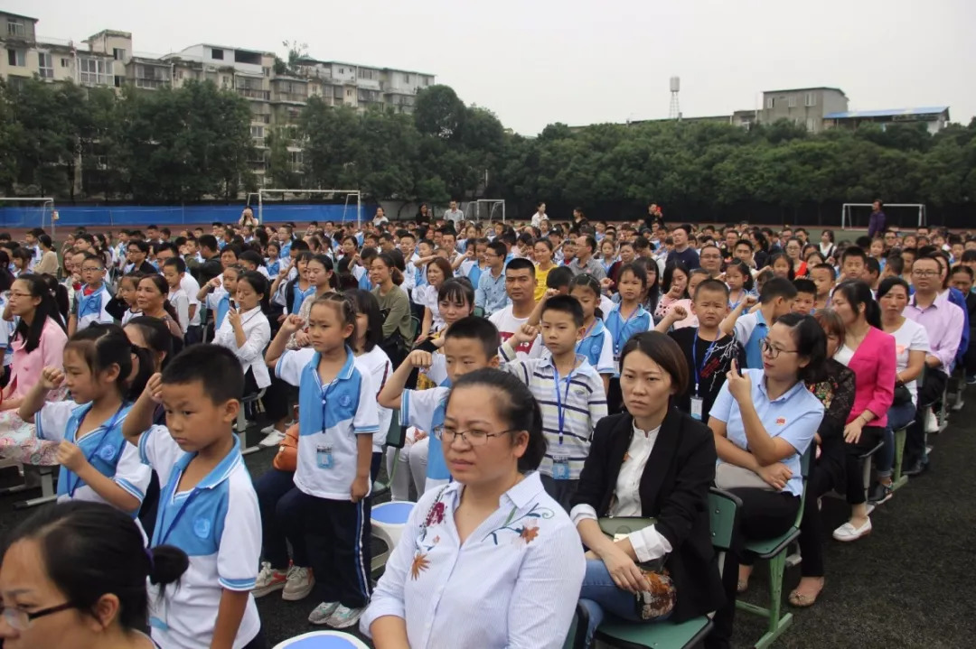 犀浦实验学校图片图片