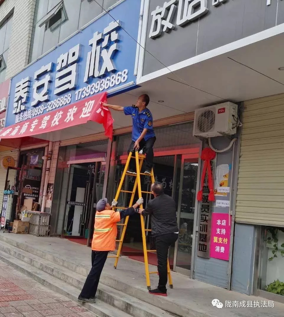 小賣部,流動攤販,梁山路小吃市場為重點區域,主要檢查經營場所環境