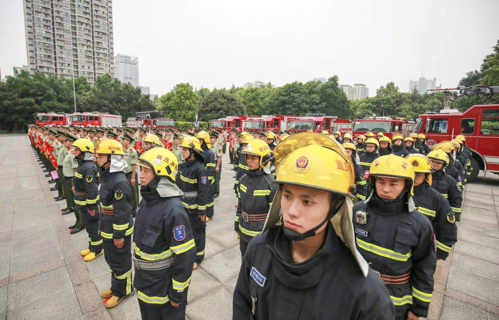 重庆消防总队图片