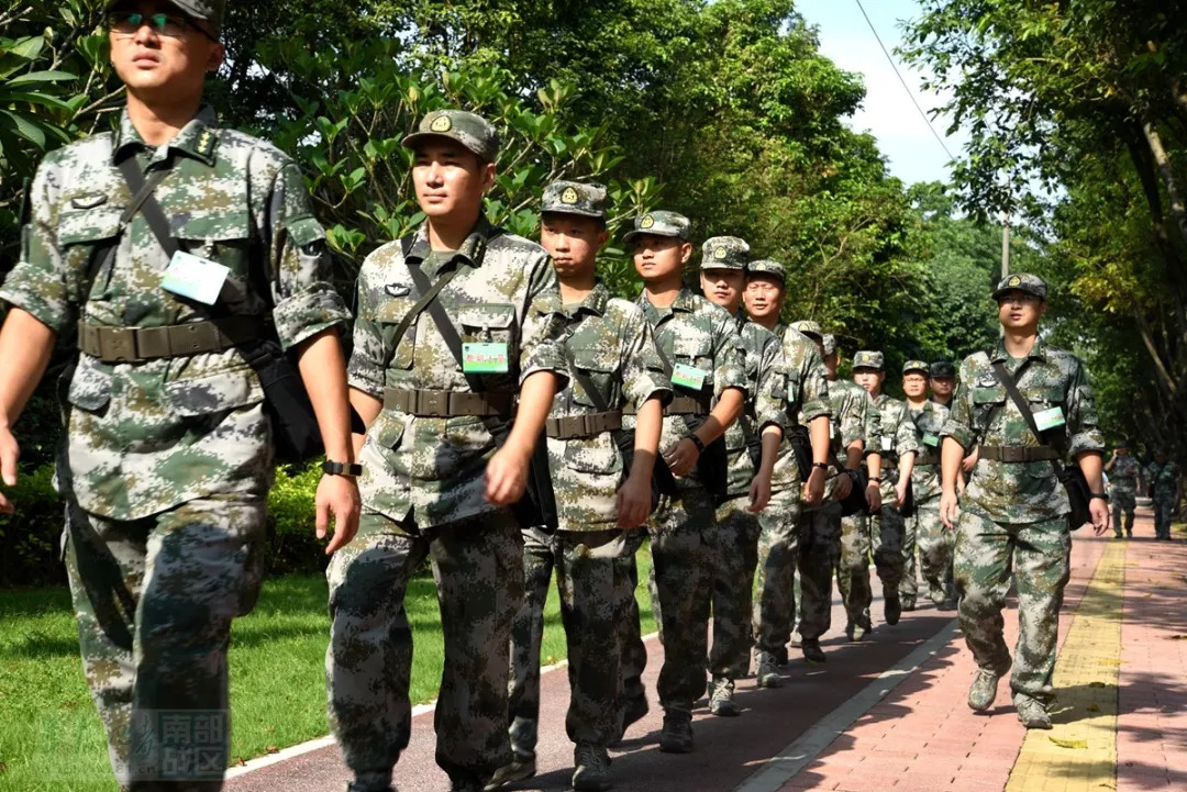 广东陆军预备役高射炮兵师组织新交流干部集训