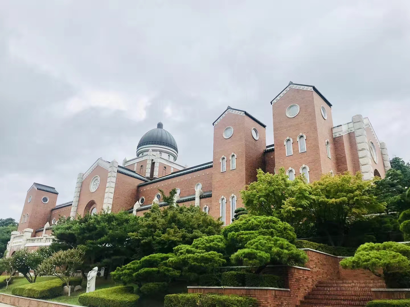 启明大学qs图片