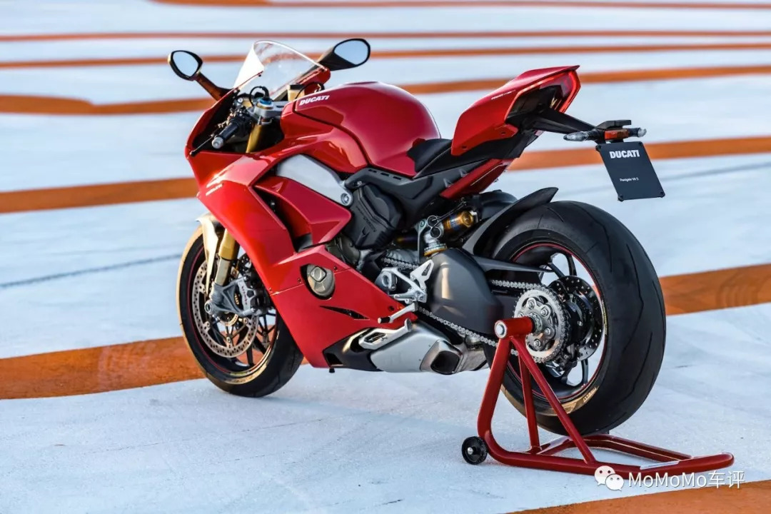 杜卡迪panigalev4中國正式發佈214匹超跑237萬起