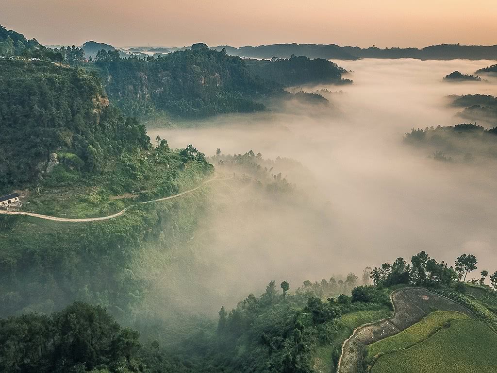 深山仙境图片