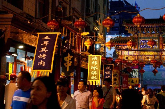 中国口碑最差的4条美食街,名气却大到人人皆知!