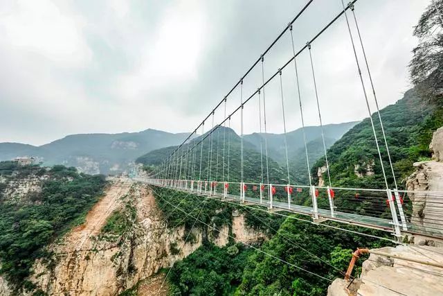 誰能和我們一起玩轉山西雲丘山,拿萬元大獎?