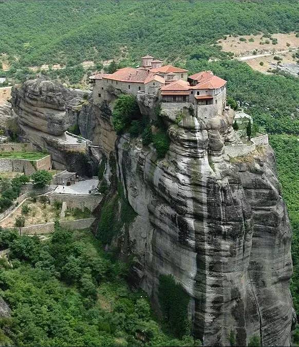 【乱石穿空】希腊meteora:悬挂在空中的岩石