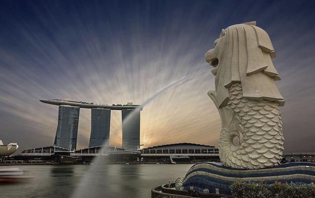 去新加坡为什么一定要去鱼尾狮?就因为标志性建筑?