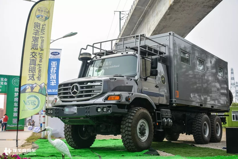 6x6全驅底盤全地形越野帶您見識下1260萬的奔馳底盤越野房車