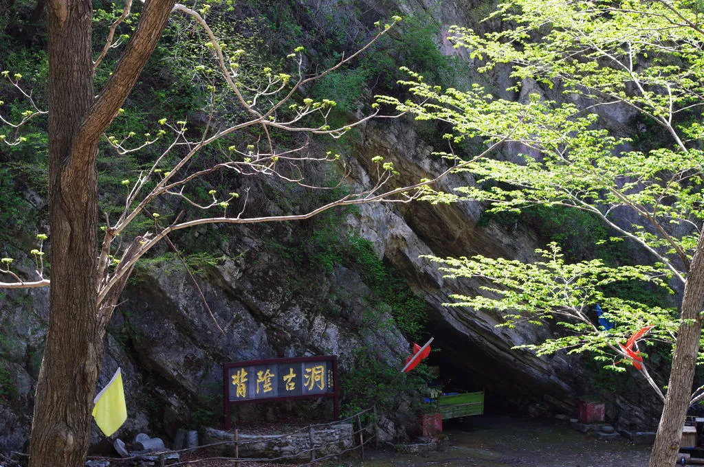 省柳河县东北部,距县城35公里处,有这样一座山:那里是aaa级旅游风景区