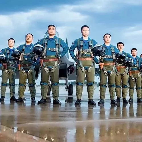 中國空軍發佈強軍宣傳片!