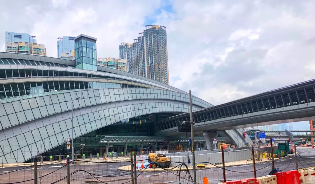 香港西九龍站廣深港高鐵在香港的終點站設在西九龍不得不說,區位