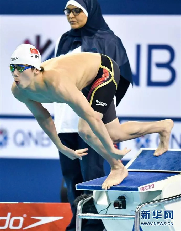 游泳世界杯卡塔尔站鹿城籍小将林哲其获男子1500米自由泳铜牌