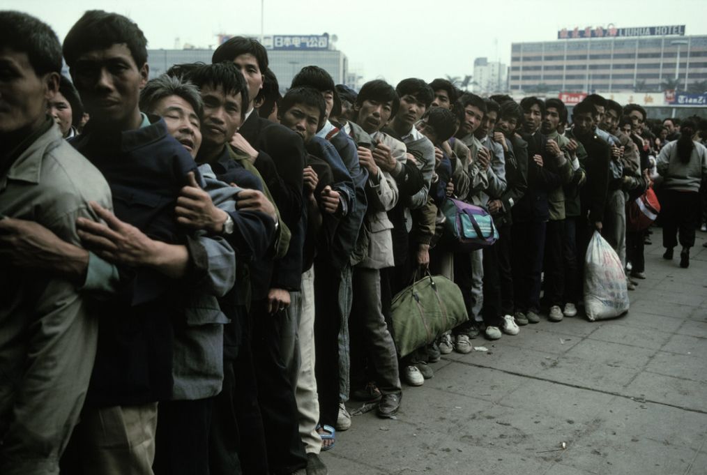上世纪八十年代这位日本摄影师七年走遍全中国拍下20万张照片