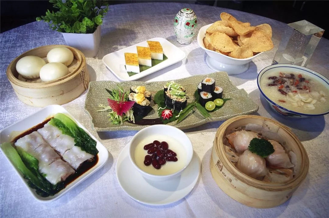 广东人作为长沙最具有港式饮食文化的代表地长沙第一个有早茶,下午茶