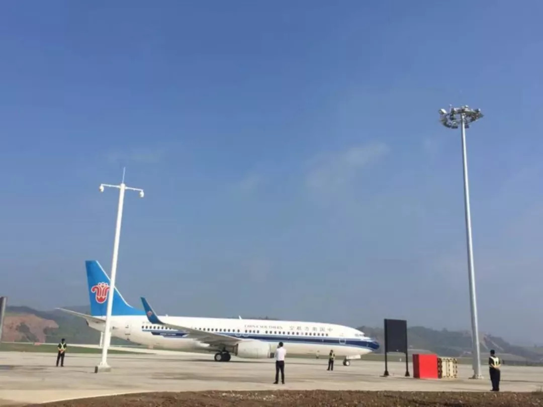 位于藤县的西江机场已有飞机载客?原来是试飞
