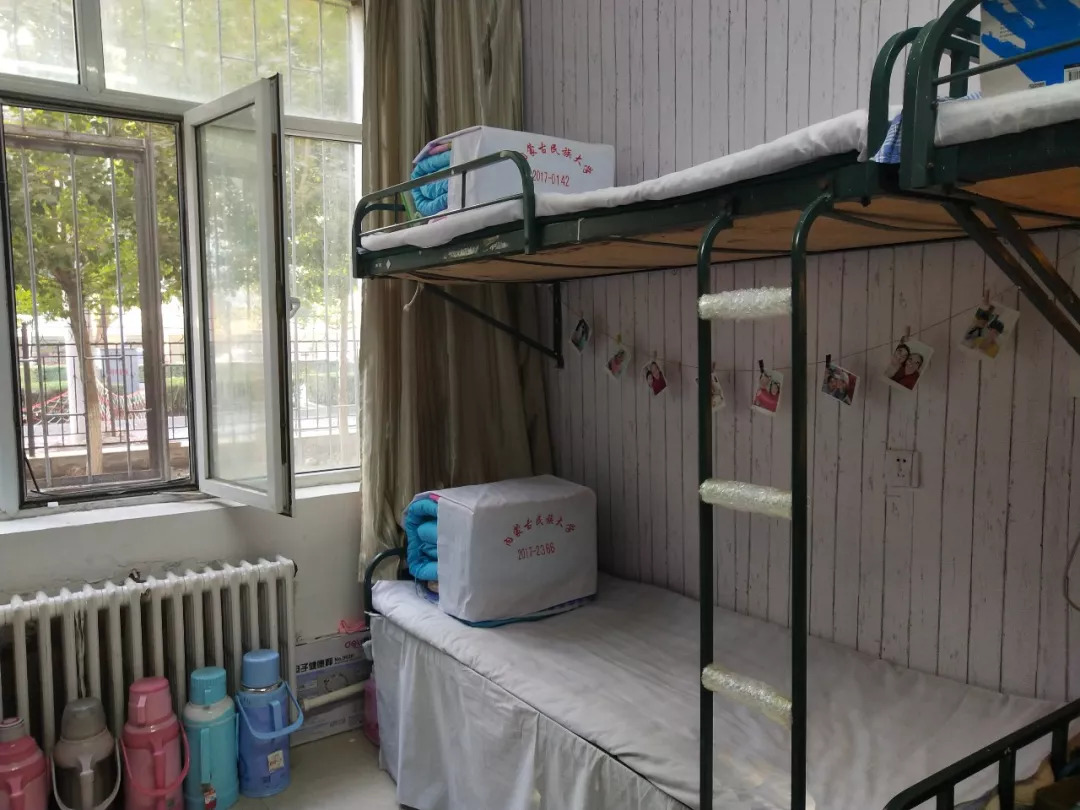 青海民族大学宿舍条件图片