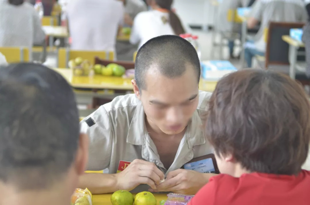 省之江监狱组织人月两团圆中秋亲情帮教活动