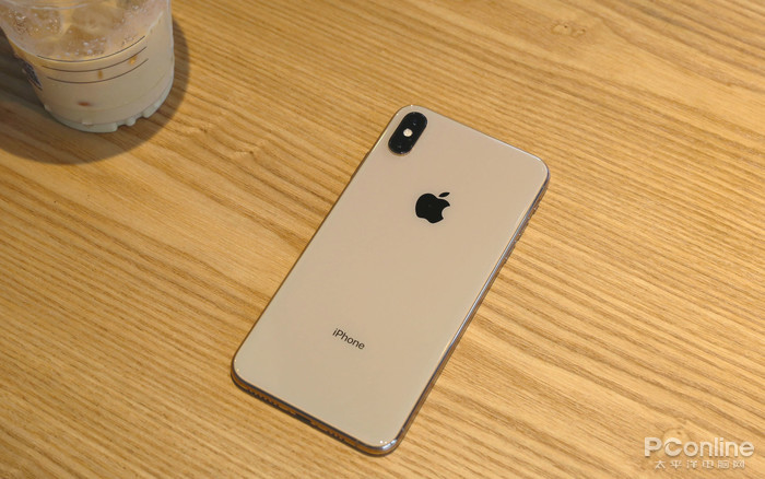 iPhone XS Max深度评测:大尺寸是刷新售价的勇气?