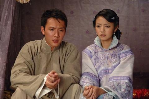 2008年馮紹峰,安以軒聯袂主演的年度苦情大戲《芸娘》.