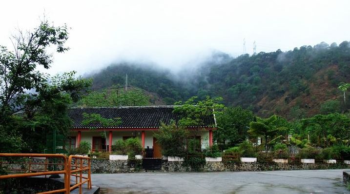 歐方營地5紅格溫泉旅遊度假區4苴卻硯博物館-3三線博物館2阿署達花舞