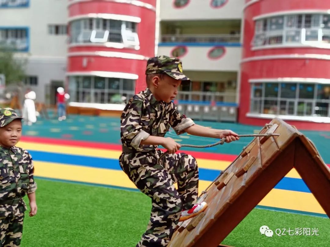 阳光动态我是小小兵市实验幼儿园开展幼儿国防教育活动