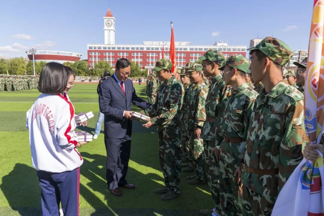 通辽五中校花图片