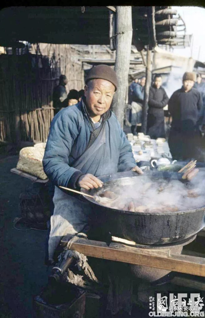 【賣切糕的】【餛飩挑子】餛飩是我國古老的傳統風味小吃,南北均有