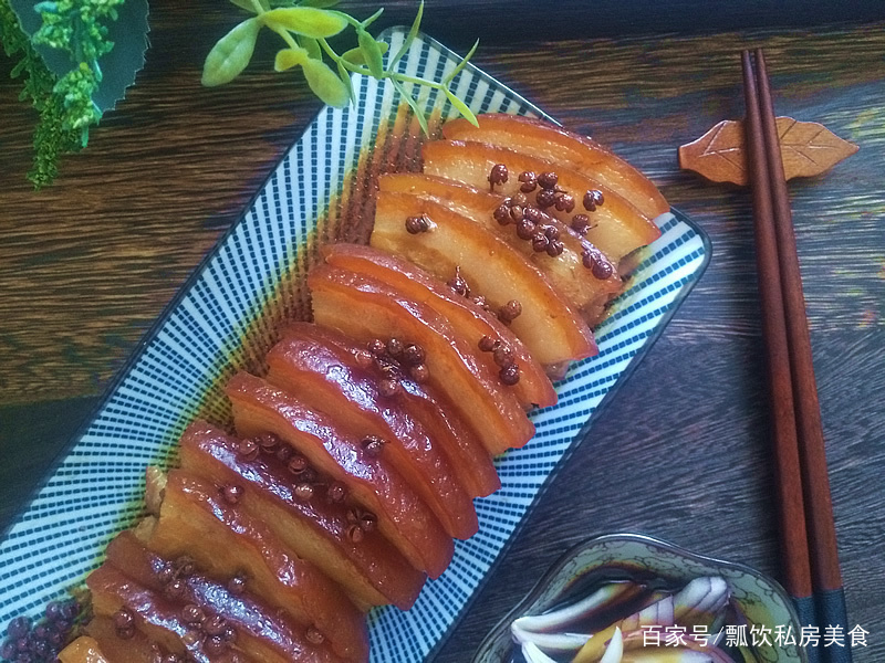 五花肉換一種做法瞬間吃光,花椒蒸肉無油低脂唇齒留香,別再吃紅燒肉了