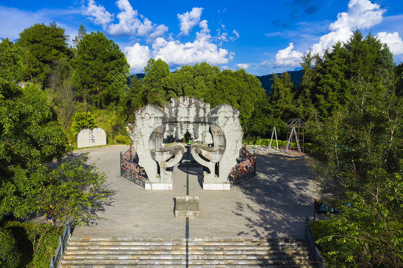 这个国庆在云南普洱太阳河国家森林公园与小熊猫来一场奇妙之旅