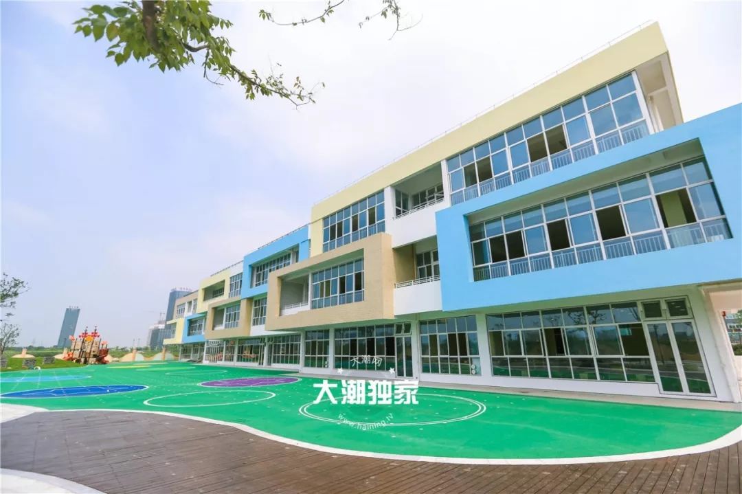 已经在这个新学期启用文苑幼儿园,海洲小学,盐官镇初级中学新建,改