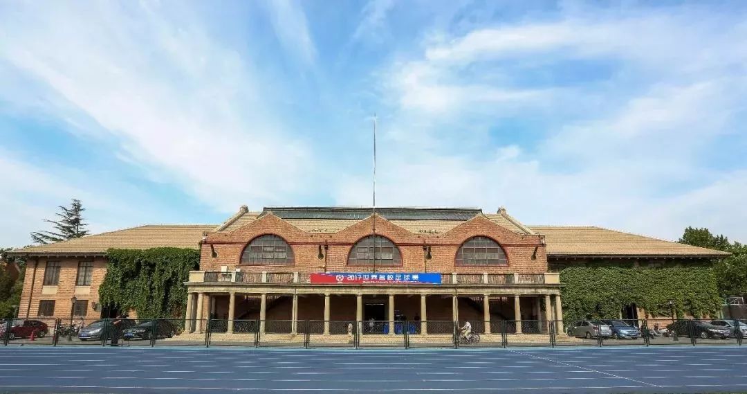 清華大學第一個體育館——西區體育館(建於1916-1919)