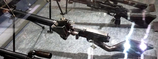 日本九六式6.5MM轻机枪图片