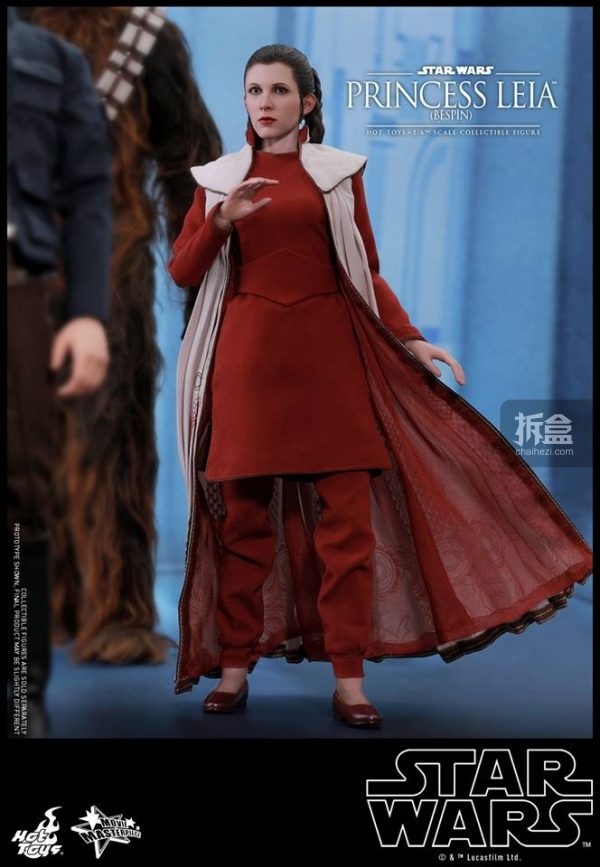 hottoys 《星球大战5:帝国反击战》1:6莱娅公主(贝斯坪版)可动人偶