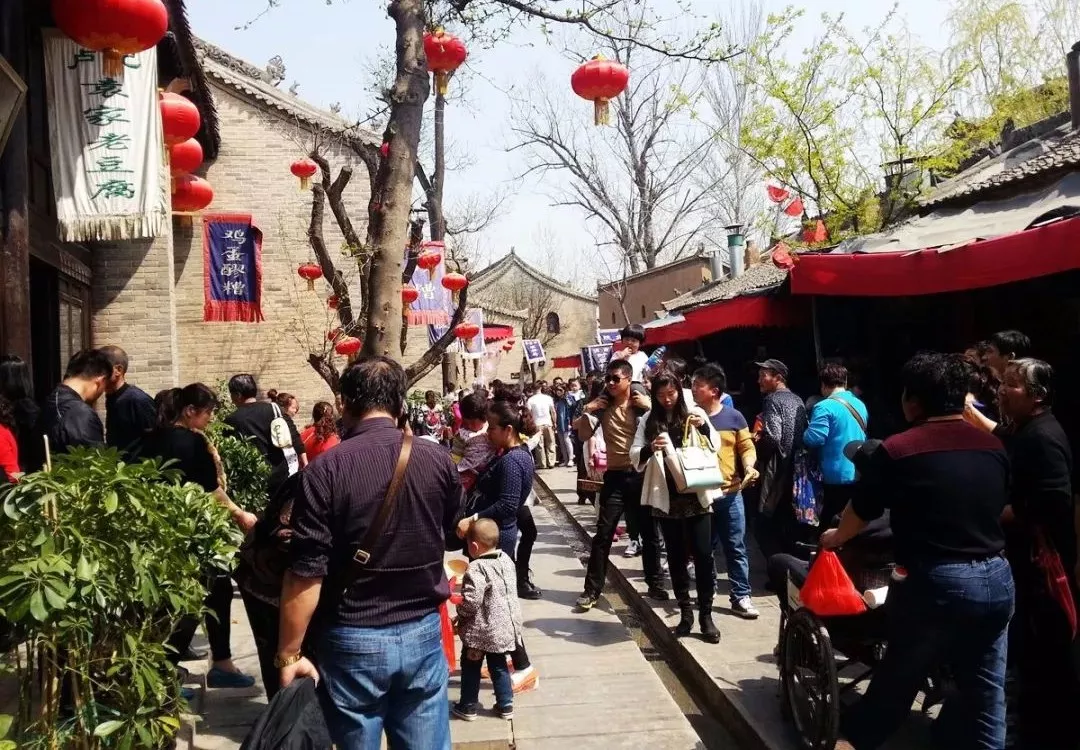 大佛寺,唐家大院,馬欄革命紀念館,石門山,三原城隍廟,青訓班,龍泉公社