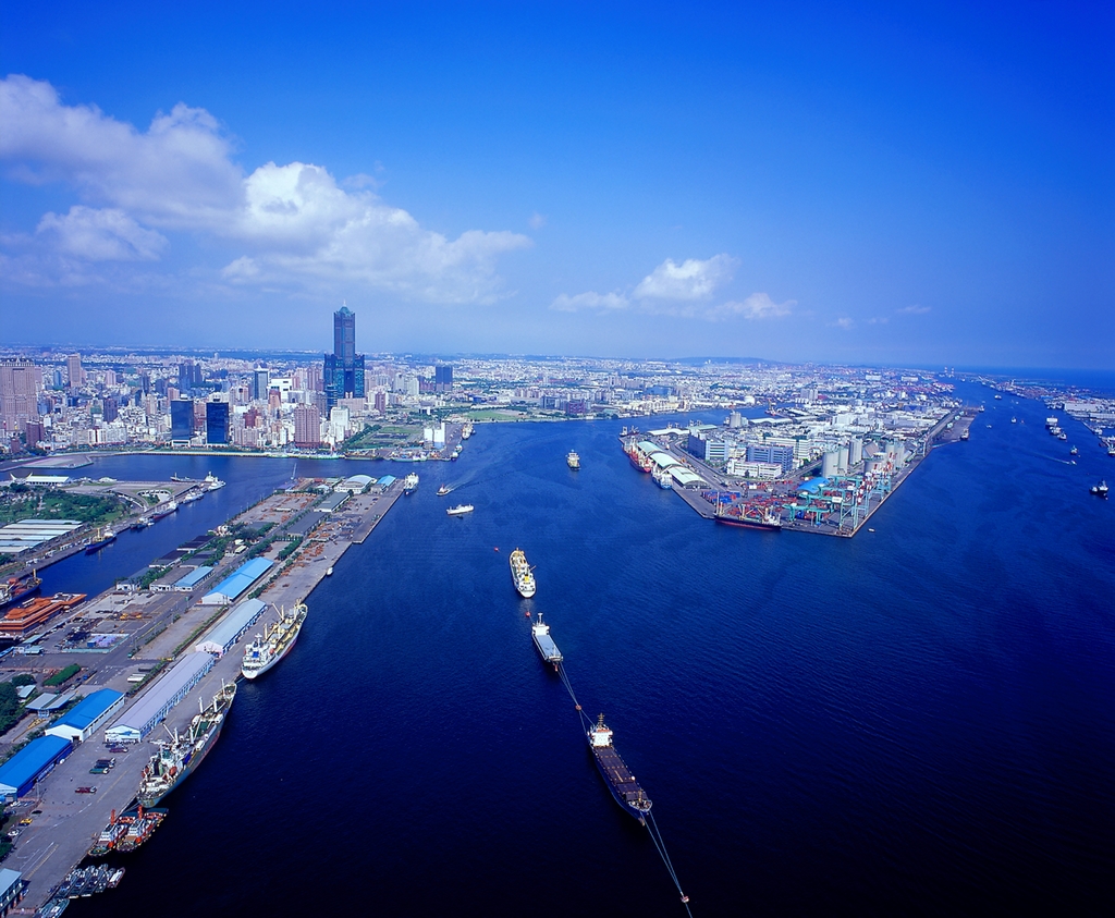 台湾最大的港口图片