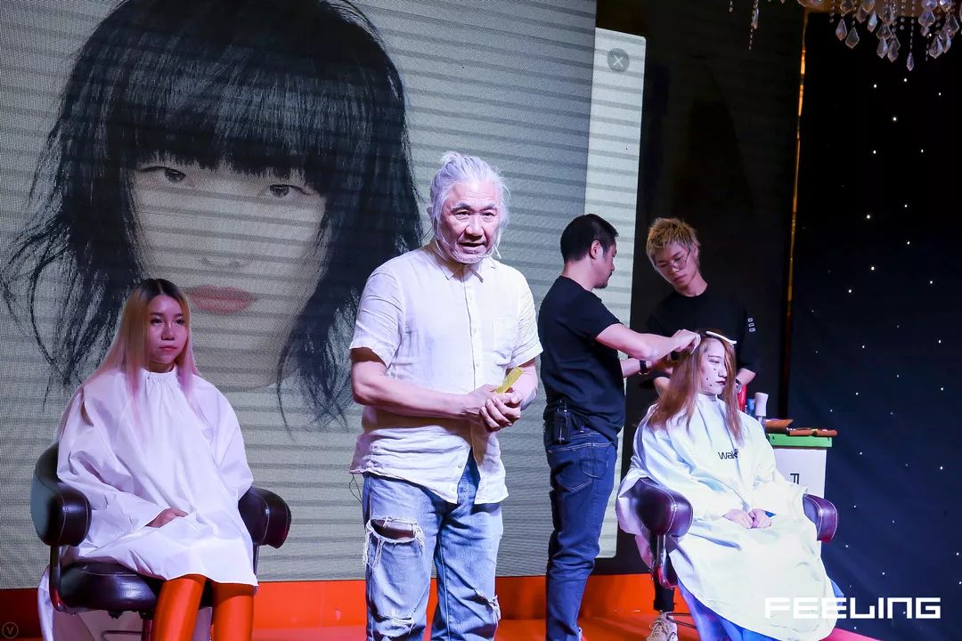 suiki大师是吴伟先生的老师,而今天9月10日正是教师节,现场发型师纷纷