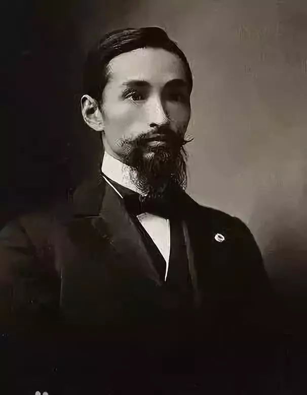 林长民(1876—1925),字宗孟,是才女林徽因的父亲,林觉民烈士的哥哥