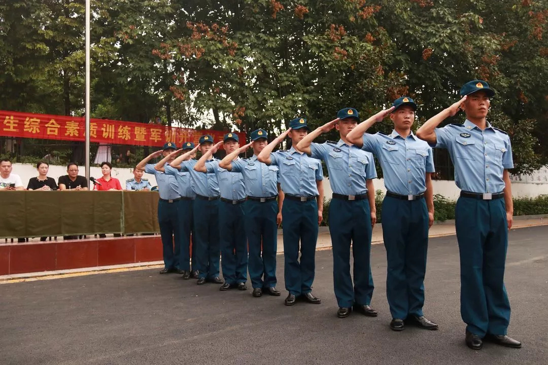 大连空军士官学校图片