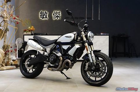 公升級攀爬摩托車杜卡迪scrambler1100靜態欣賞