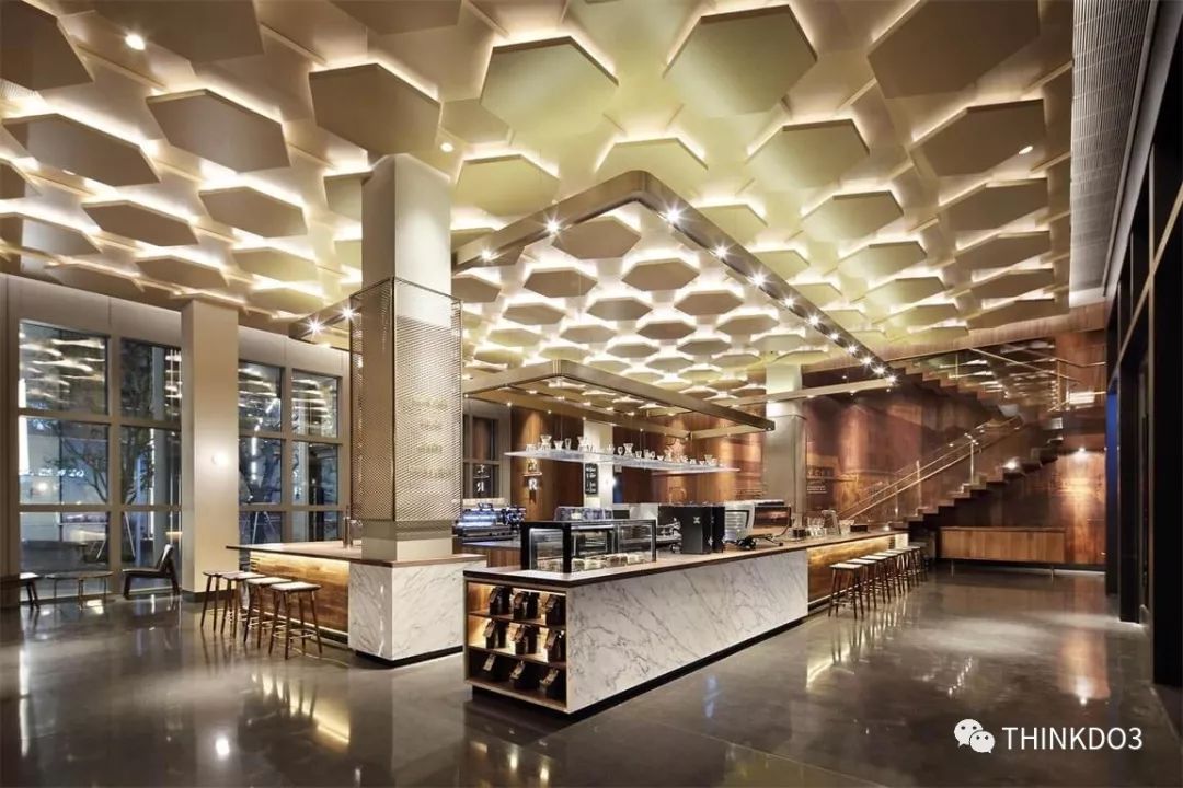 【品牌全案】星巴克在意大利开了家最高等级门店,豪华设计堪比宫殿!