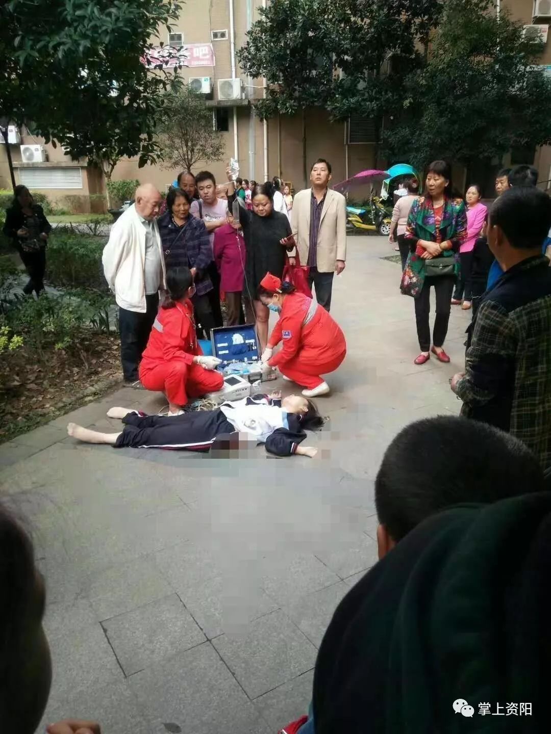 女生自缢身亡图片